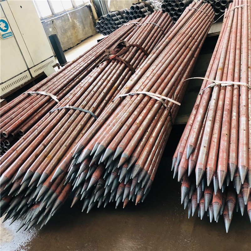 东营断层破碎带小导管